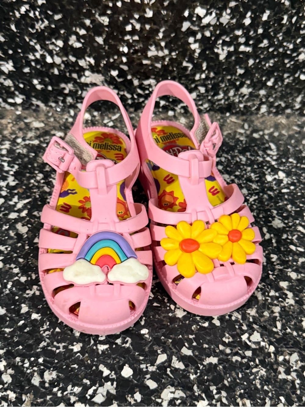 EUC Mini Melissa Possession Baby Sandals Size 8. Pink PlayDoh